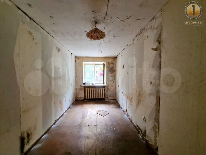 Комната 12,5 м² в 5-к., 1/5 эт.