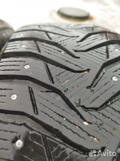 Kumho WinterCraft SUV Ice WS51 265/65 R17 116