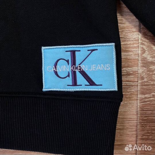 Толстовка женская Calvin klein оригинал