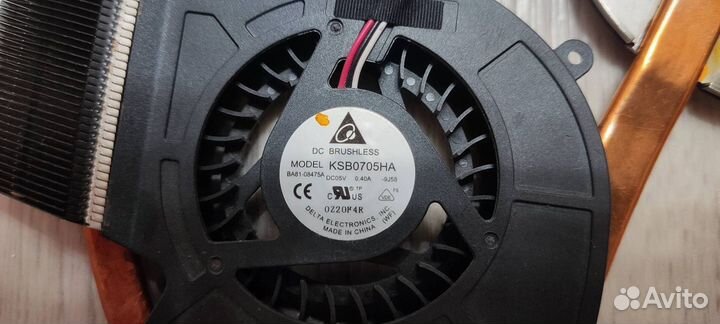 Ноутбук Samsung NP-R525-JT09 на разбор