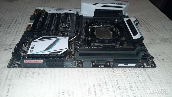 Материнская плата Asus X99 Delux 2011 v3-v4 socket