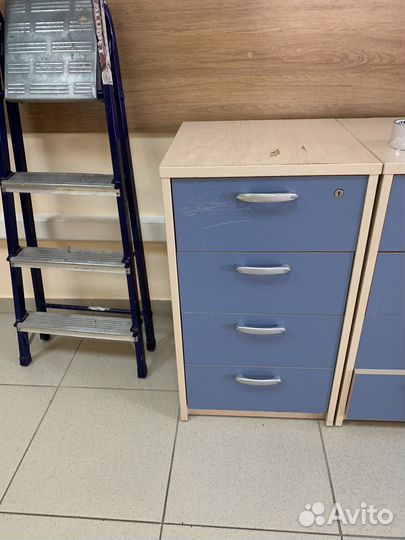 Тумба офисная