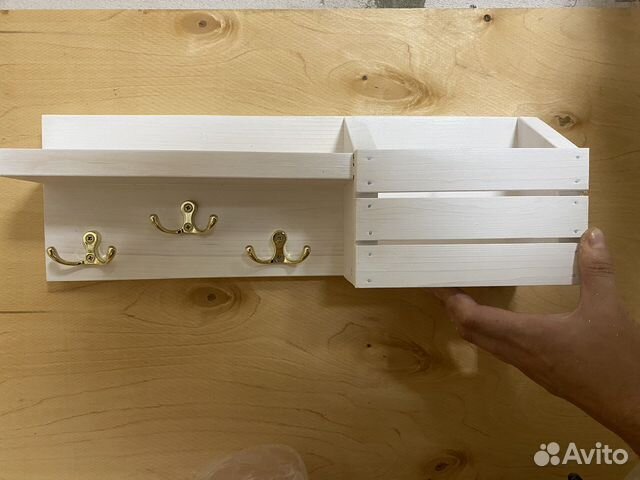 Ключница из дерева