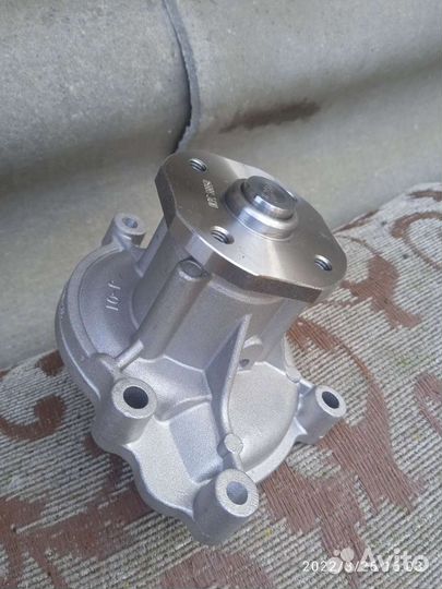 Воденая помпа для мерседес А. Клас