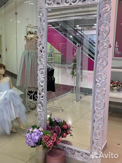 Продается зеркало барокко