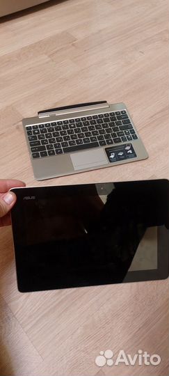 Планшет Asus EeePad Transformer TF700T