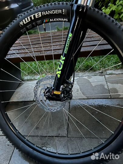 Gt avalanche elite 29 M