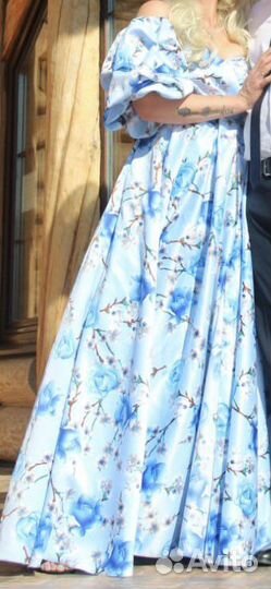 Вечернее платье