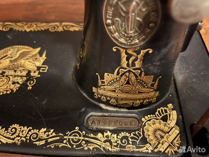 Старинная швейная машинка зингер singer