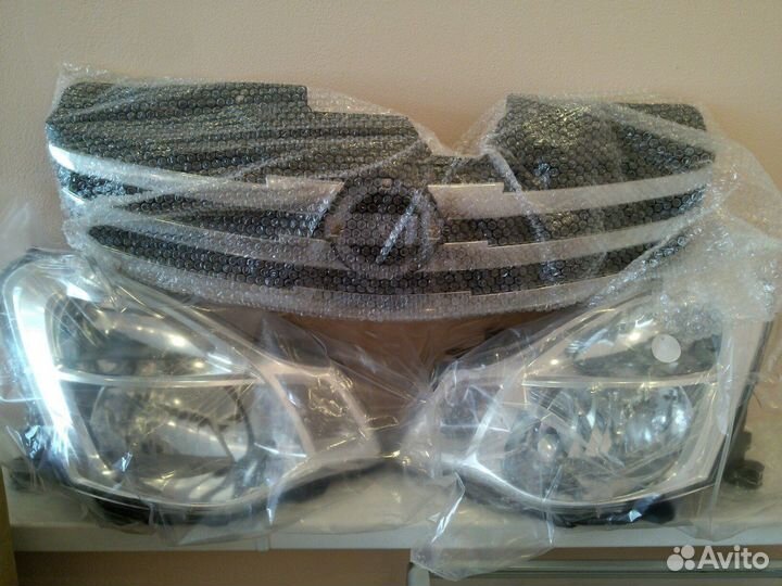 Nissan Almera G15 новая фара