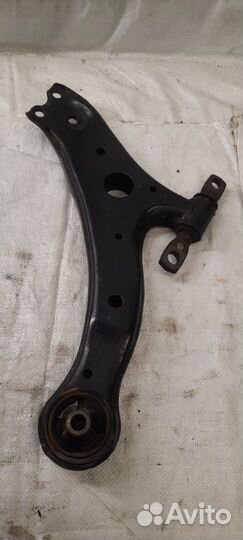 Рычаг передний правый Lexus Rx330 MCU33 3MZ-FE