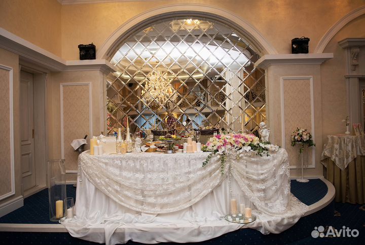 Украшения зала