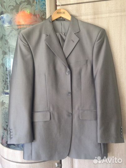 Нарядный костюм 46