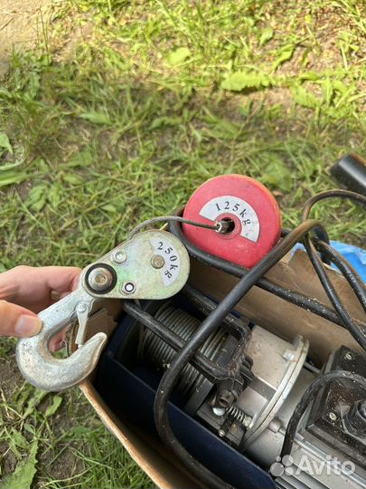 Лебедка тросовая электрическая