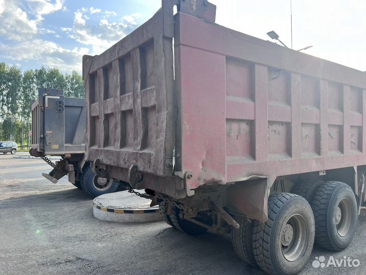 Howo ZZ3257N3847A, 2012