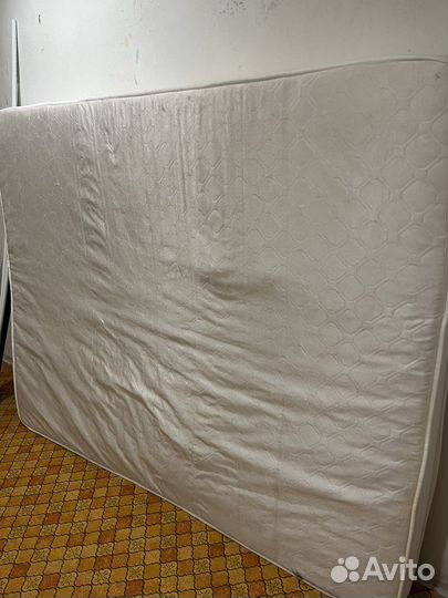 Матрас 160х200 бу