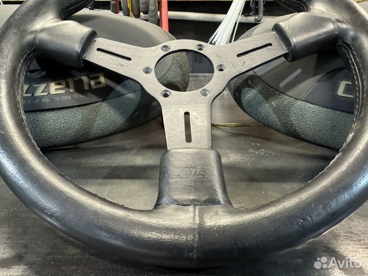 Руль Luisi Италия