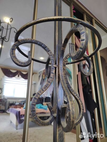 Вешалка напольная