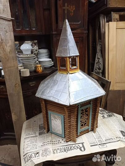 Макет старинной церкви СССР
