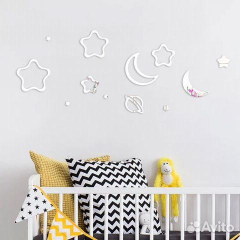 Наклейки на стену