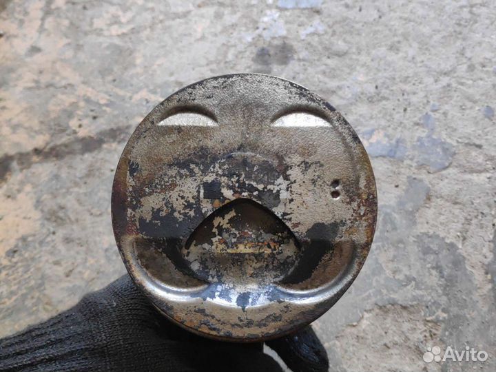 Поршень Nissan Patrol Y62 комплект