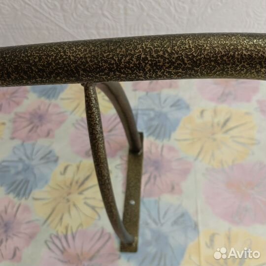 Турник настенный