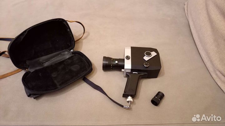 Кинокамера «Кварц 1х8С-2.Объектив Метеор-8м-1