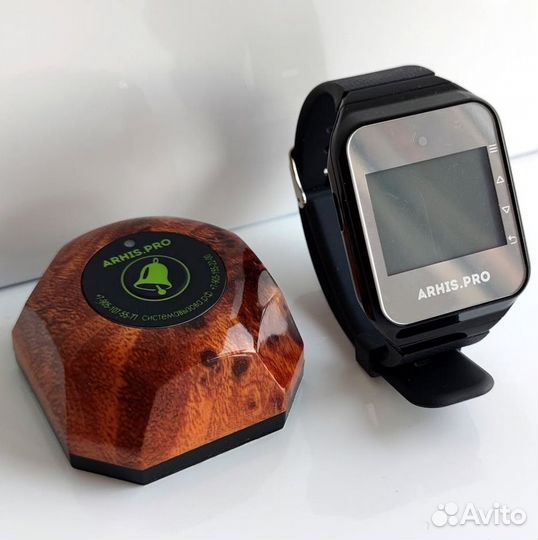 Кнопка вызова официанта с часами-пейджером