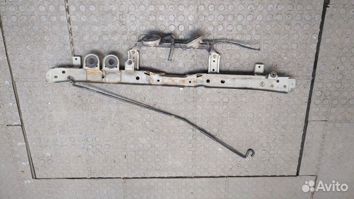 Рамка капота Nissan Juke, 2011