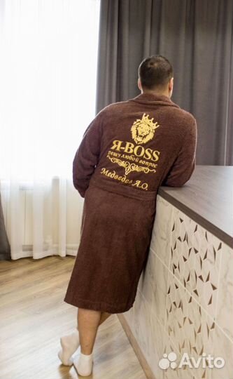 Халат с вышивкой