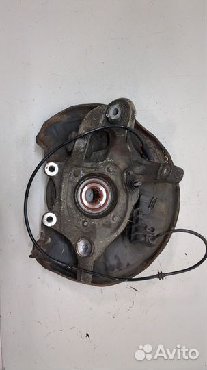 Ступица (кулак, цапфа) правая задняя Mercedes C W204