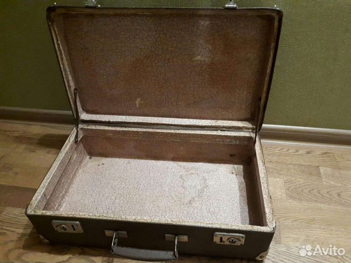 Чемодан советский