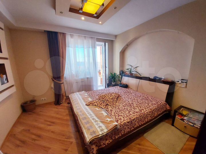 3-к. квартира, 96 м², 5/10 эт.