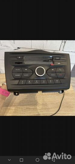 Штатная магнитола