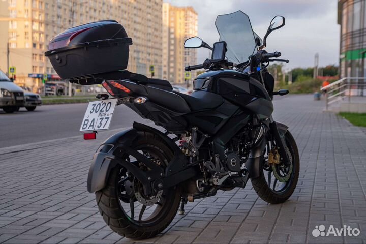 Bajaj Pulsar NS 200