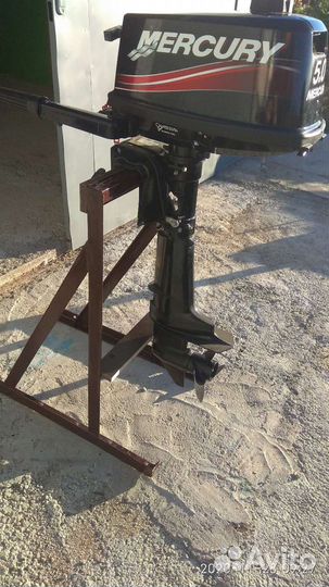 Стойка под лодочный мотор