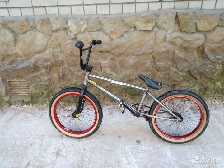 Трюковой велосипед bmx