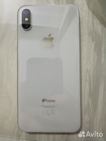 iPhone X, 64 ГБ
