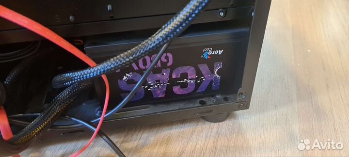 Корпус thermaltake versa h17