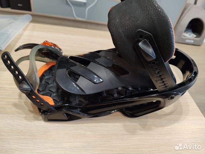 Крепления для сноуборда salomon rhythm L