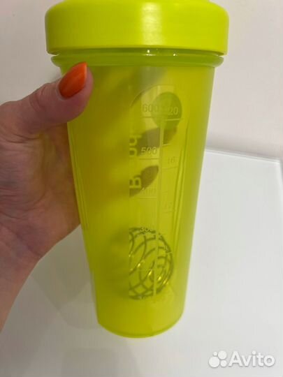 Шейкер спортивный Blender Bottle