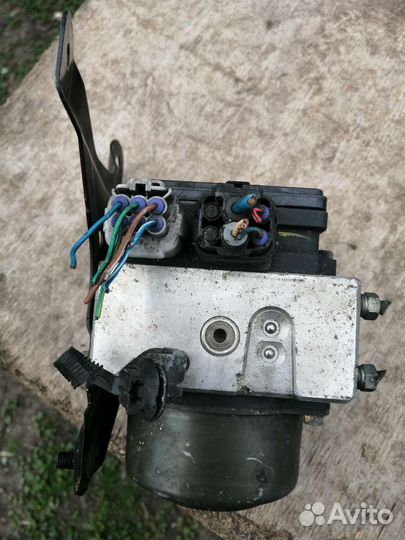 Блок ABS Toyota Corolla AE111