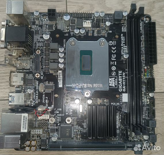 1151 mini-ITX с 12-поточным процессором i7-8750h
