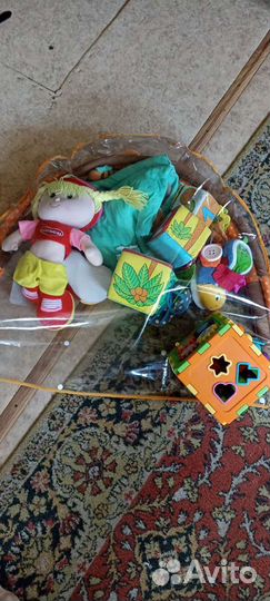 Детские развивающие игрушки пакетом