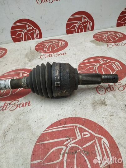 Полуось передняя правая передний правый Nissan