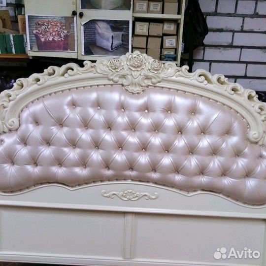 Ремонт и перетяжка мягкой мебели.Каретная стяжка