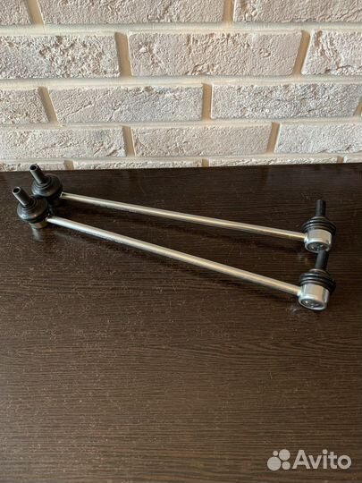 Стойка стабилизатора vag 5q0411315a оригинал