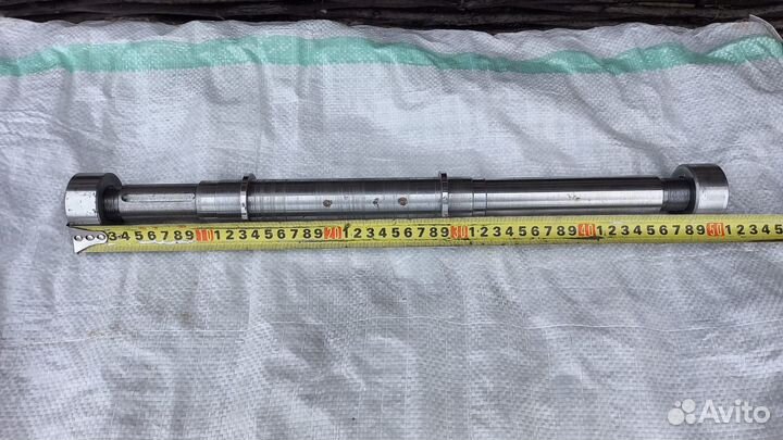 Шпиндель для фрезерного станка по дереву