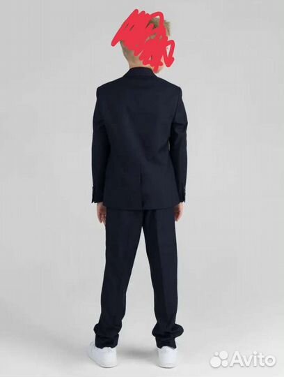 Школьный костюм для мальчика 134-140р