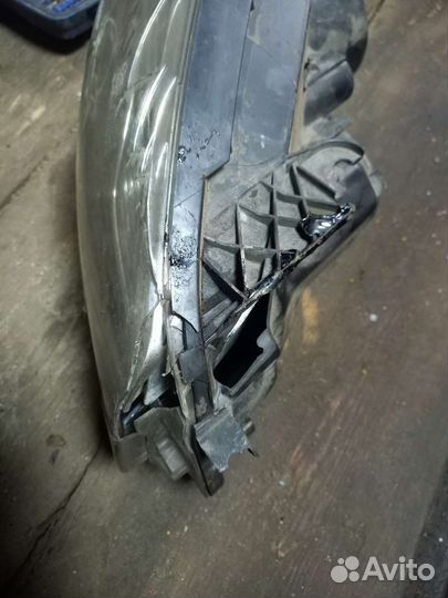 Фара передняя правая qashqai 1 j10